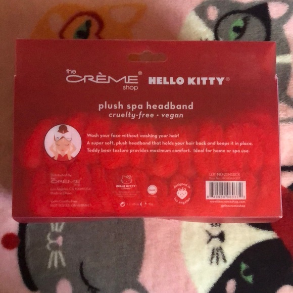 New Hello Kitty Plush Spa Headband - Picture 9 of 9